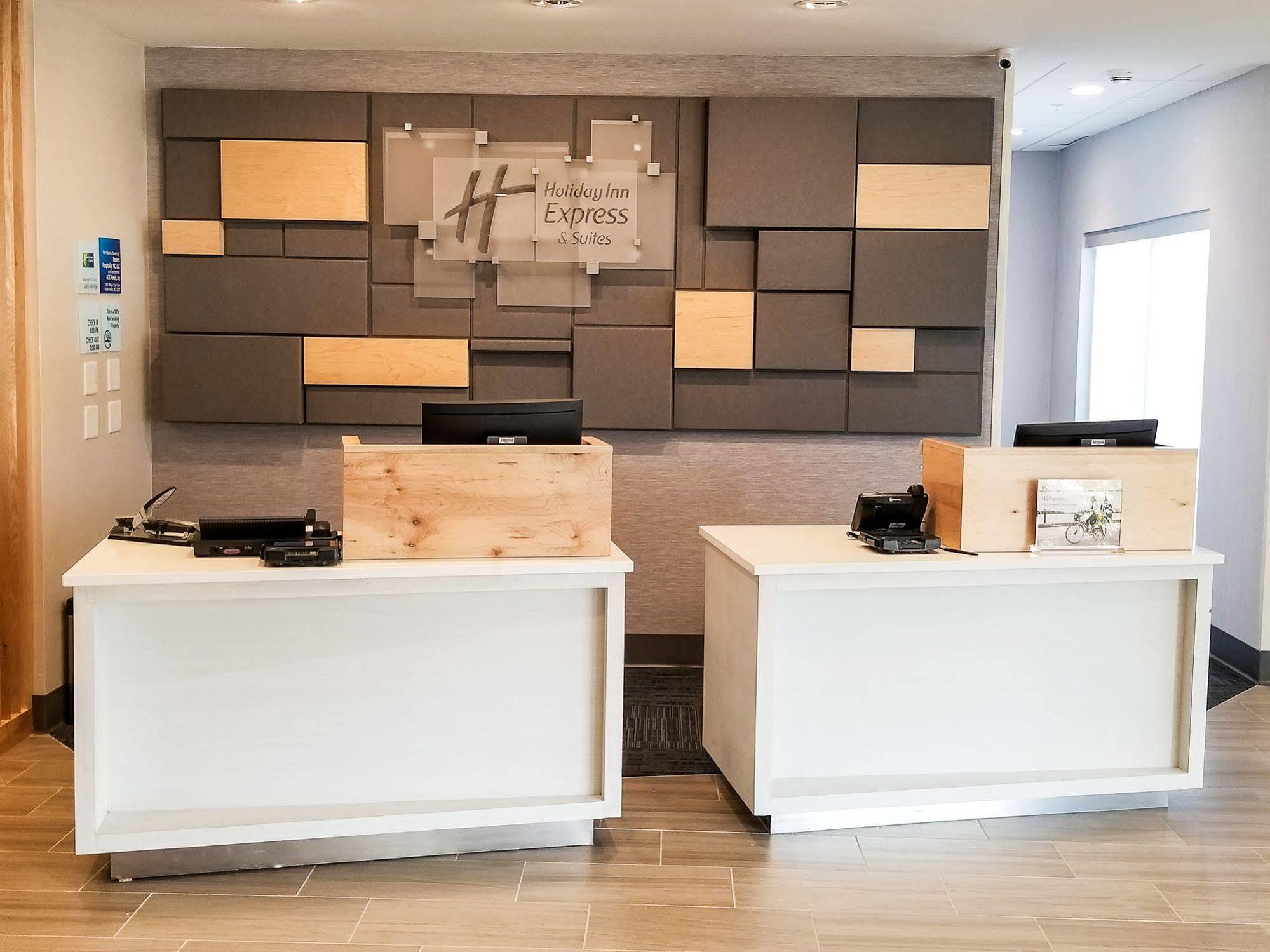 Holiday Inn Express & Suites - Charlotte Ne - University Area By Ihg Zewnętrze zdjęcie