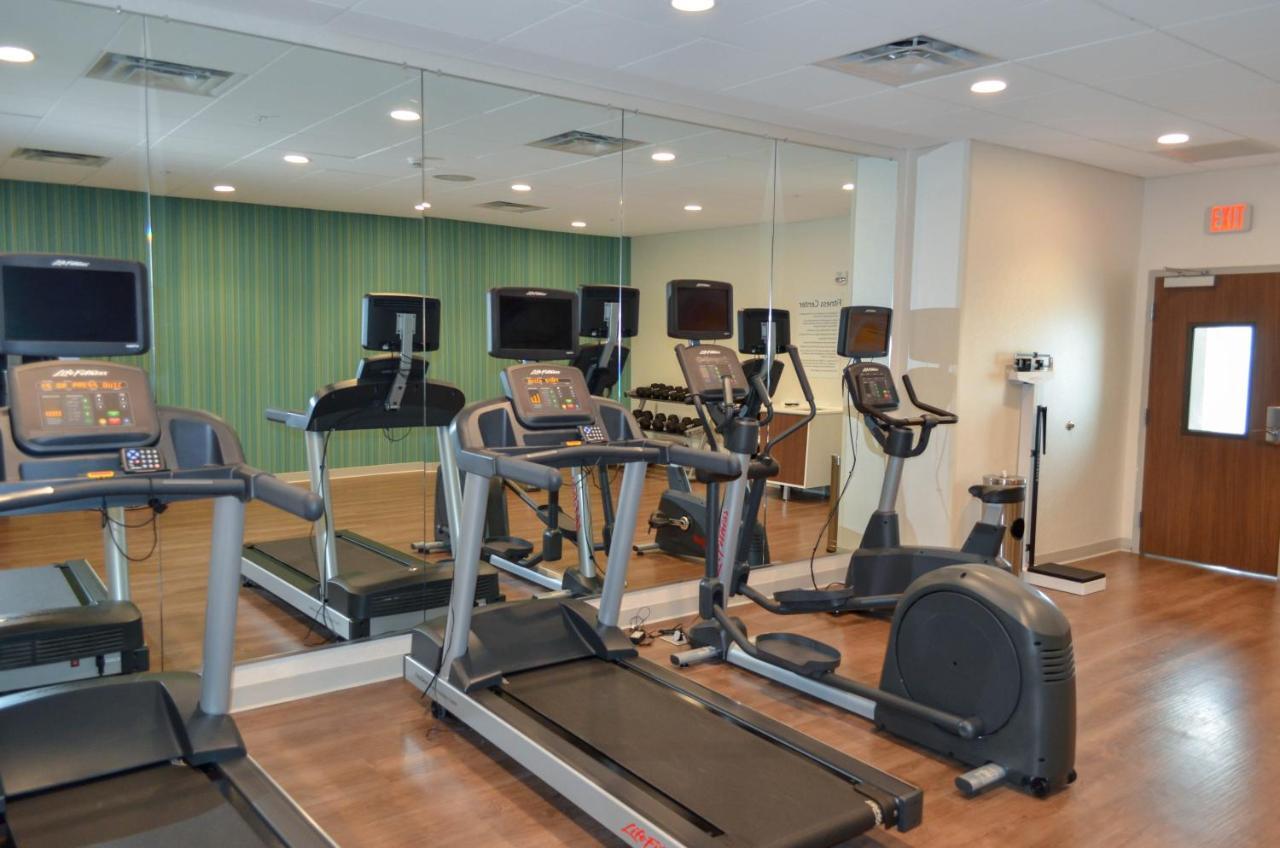 Holiday Inn Express & Suites - Charlotte Ne - University Area By Ihg Zewnętrze zdjęcie